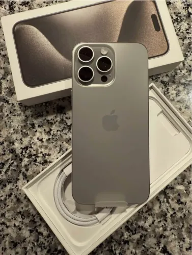 iPhone 15 PROMAX 