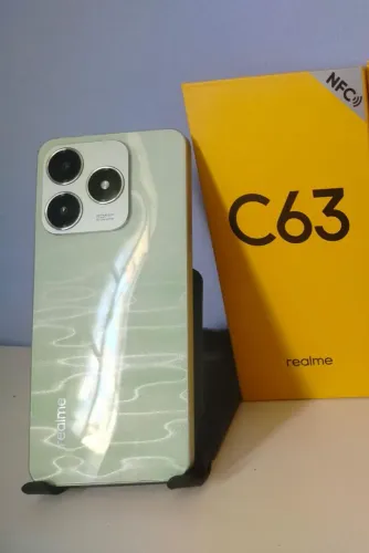 REALME C63