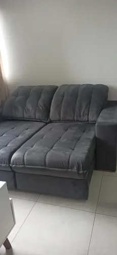 Sofá retrátil semi-novo 2,10m