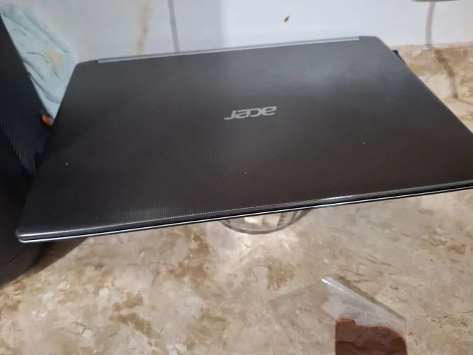 Notebook acer i5 8 Gb de ram 1,25 Tb de memória