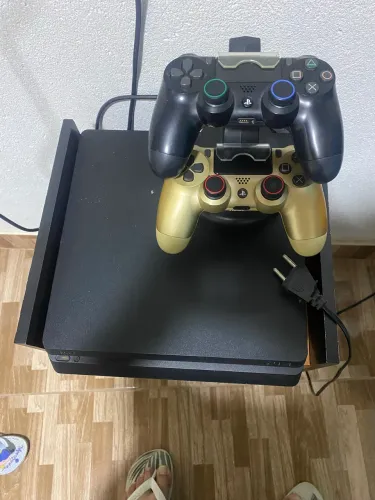 PS4