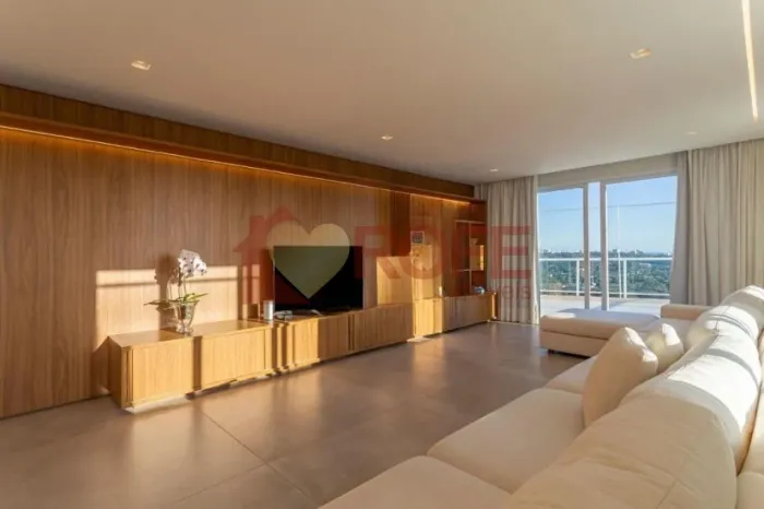 Cobertura Exclusiva no Campo Belo | 319 m² | Vista Privativa | 4 Suítes | 4 Vagas