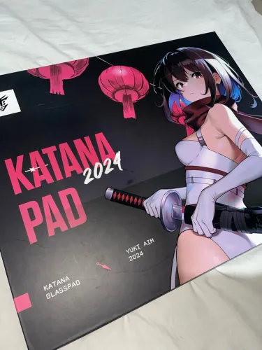 Mousepad Yuki Aim - Katana City Glass (Vidro)