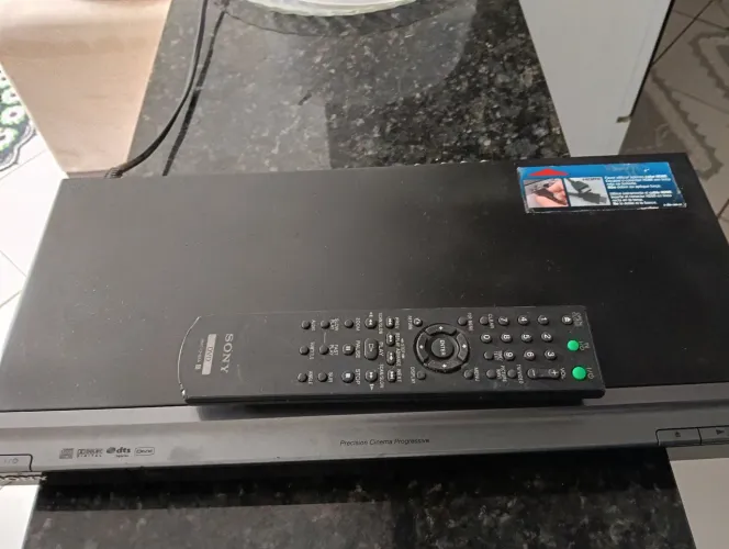 DVD Sony modelo retrô