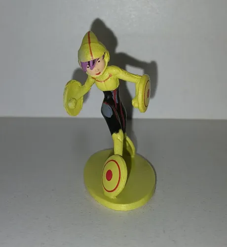 BONECA MINIATURA OPERAÇÃO BIG HERO 6 GOGO TOMAGO ORIGINAL DISNEY HEROINA
