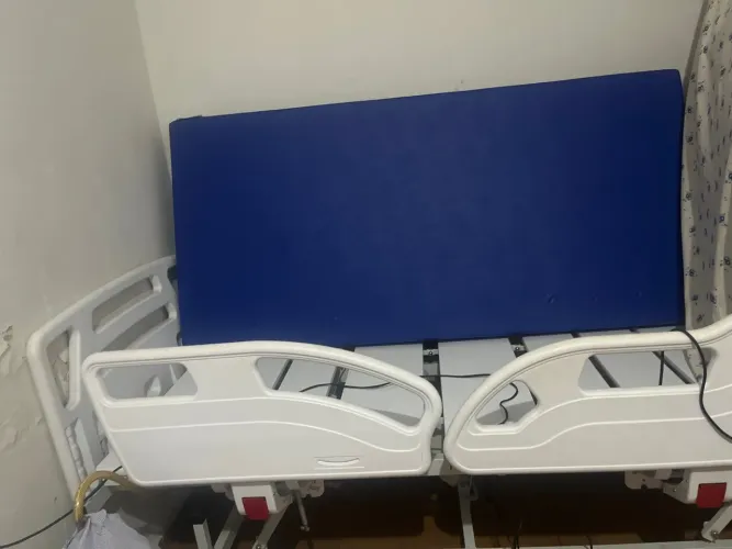 Cama hospitalar