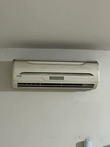 Ar condicionado BRIZE KOMECO 12000 btus