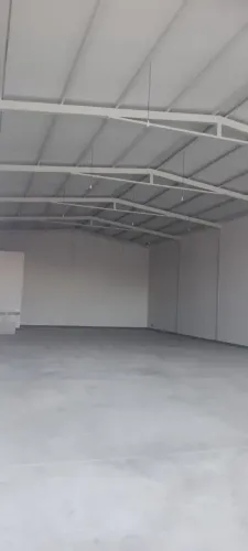 GALPÃO NOVO AVENIDA DOS ALPES ( PRIMEIRA LOCAÇÃO ) ÁREA DE 400 METROS QUADRADOS ,