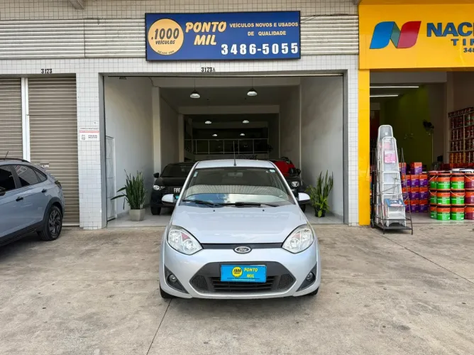 Ford Fiesta 1.0 Rocam SE Plus Hatch 8V Flex 4P Manual 2014
