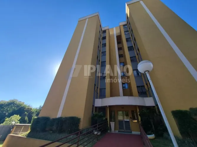 Apartamento Térreo com 2 Dormitórios no Parque Santa Mônica