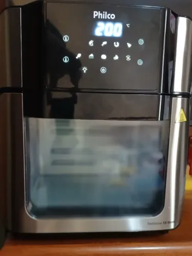 Air Fryer Oven Philco PAF15A 15L Redstone Preta - 110V. Usada somente 1 vez.