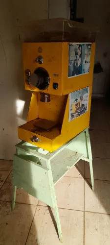 Maquina moer café 