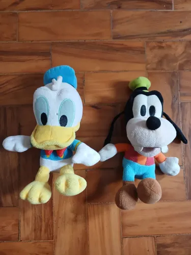 Kit pelúcia Disney Pato Donald e Pateta 