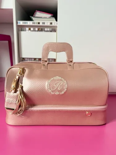 Bolsa Maternidade Rosa Metalizada personalizada letra R 