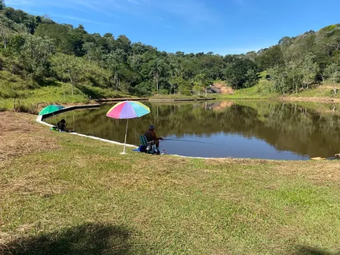 1m terreno em Igarata para venda possui 1500 metros quadrados em Águas de Igaratá - Igarat