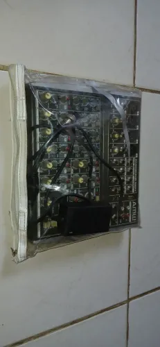 Mesa de som Amw 1202FX para vender. *