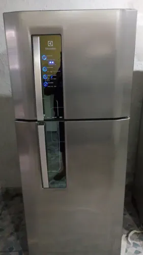 Geladeira Electrolux BLUE touch 440 litros 