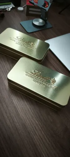 Lata de Metal de Chocolate Lindit