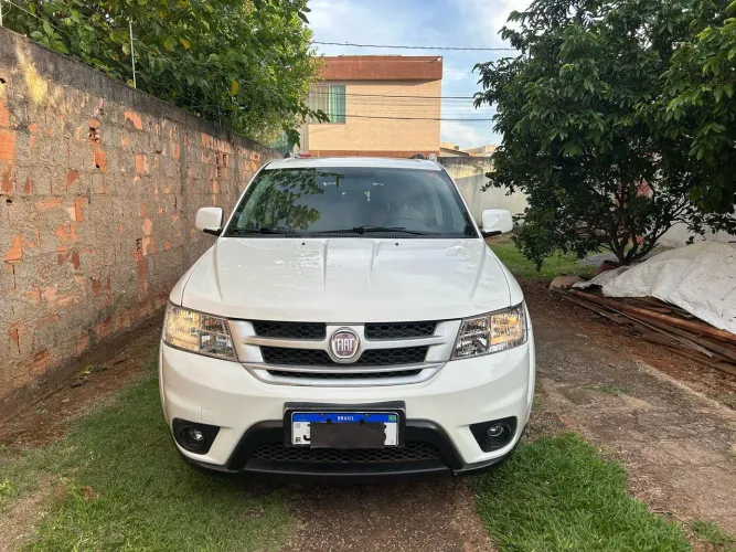 Fiat Freemont 2.4 16V 5P Aut. 2012