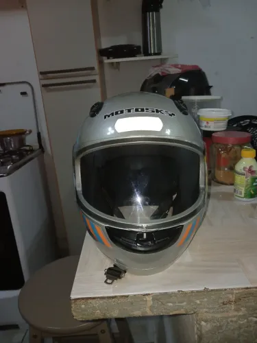 Capacete motosky