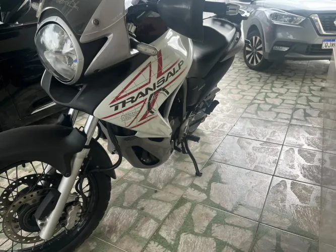 Transalp 700