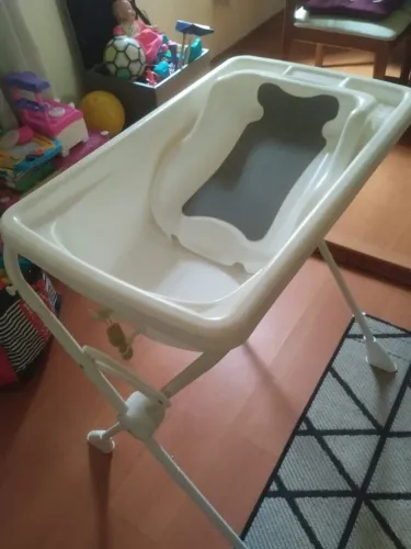 Banheira Burigotto com suporte e redutor - excelente estado