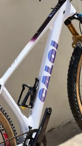 Bicicleta Caloi racing carbon
