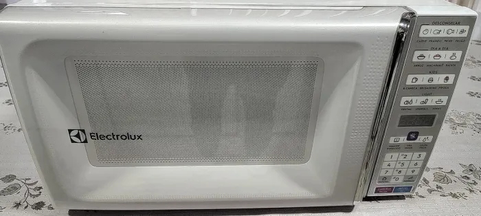 Micro-ondas Electrolux - Para conserto ou Troca de peças