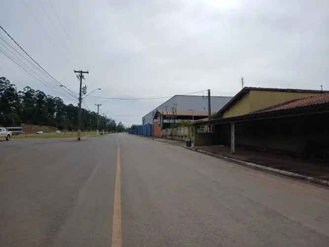 IMÓVEL COMERCIAL EM ITATINGA-SP