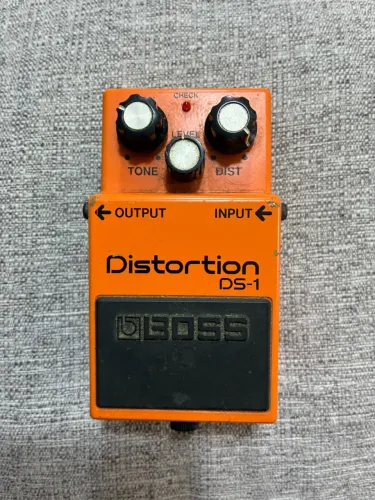 Pedal BOSS DS-1 Distortion Original Usado
