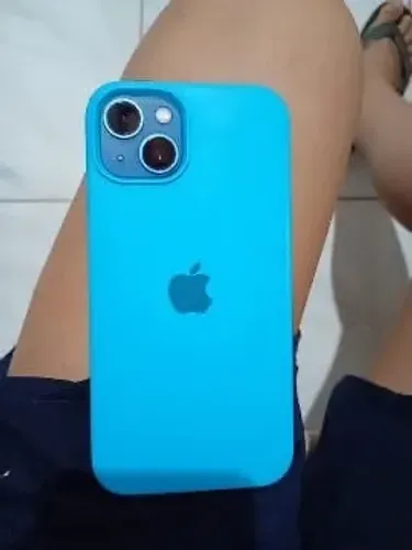 iPhone 13 azul, 128GB, só com um defeito na placa de não conseguir ler o chip