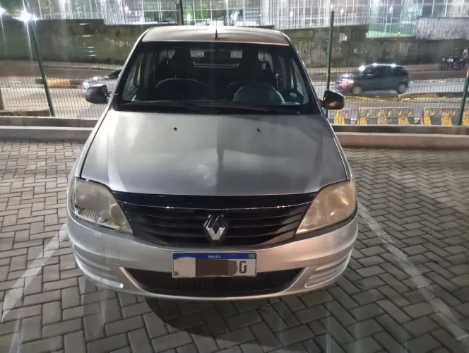 Renault Logan 1.0 16v 2011/2012<br>
