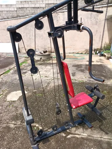 Aparelho de musculação