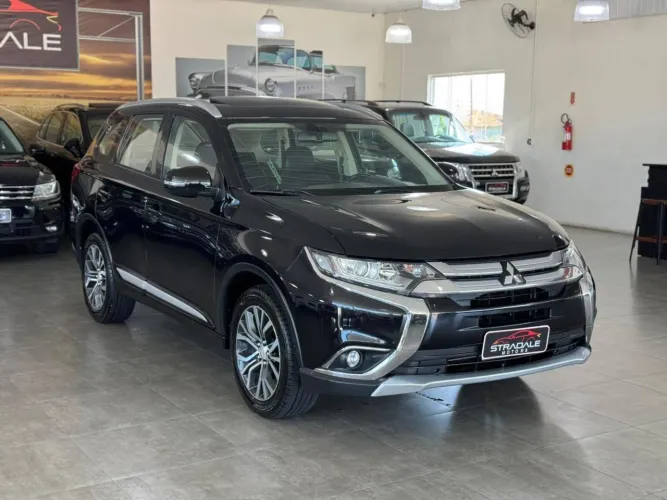 Mitsubishi Outlander 2.0 16V 160cv Aut. 2018