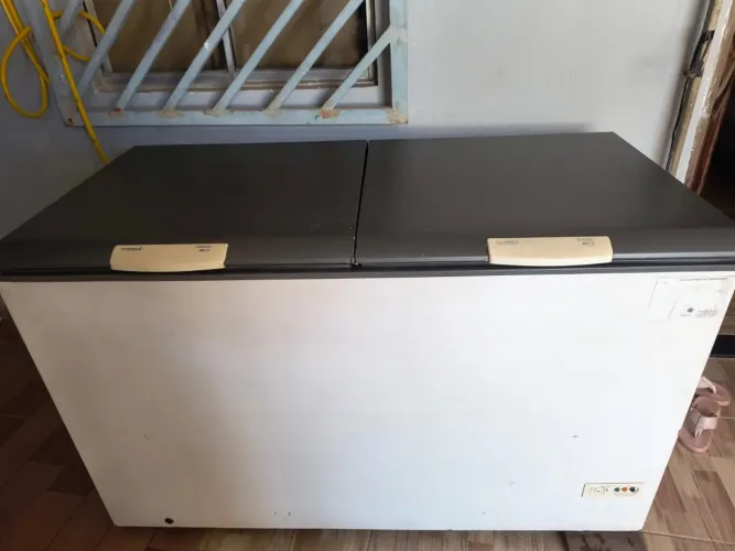 Vendo Freezer 