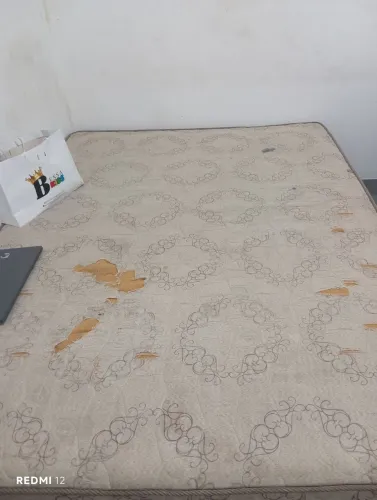 Cama box usada