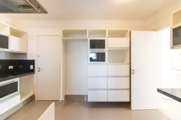 APARTAMENTO MOEMA 110M2 - AV.DOS JAMARIS Nº64 8ºANDAR