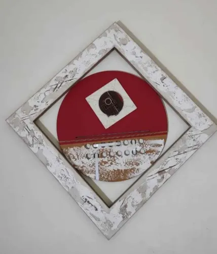 Quadro decorativo 78 x 78 <br>R$ 50,00