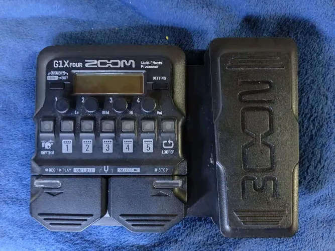 Zoom G1 X On (SOMENTE VENDA)