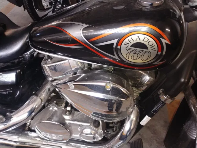 Venda Shadow 750