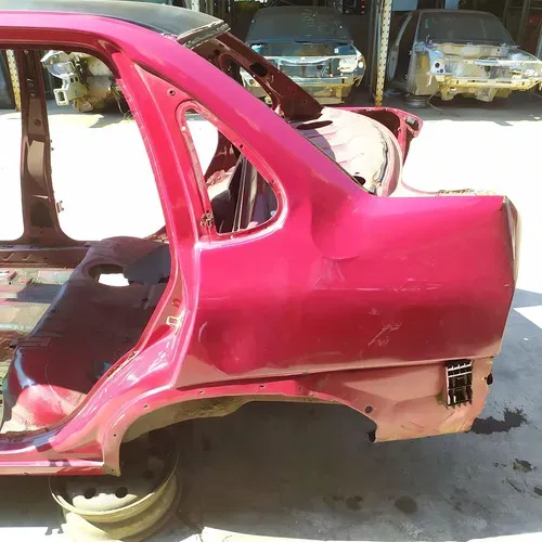 Lateral Esquerda Gm Corsa 1.0 16v 1999 V1334 - P22