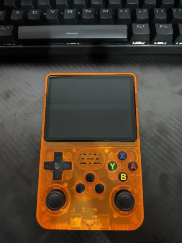 Console Portátil Retrô R36s