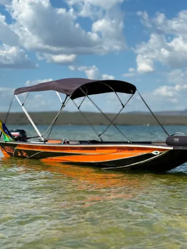 Barco 6m Completo c/ Motor Mercury 15hp e Carretinha personalizada