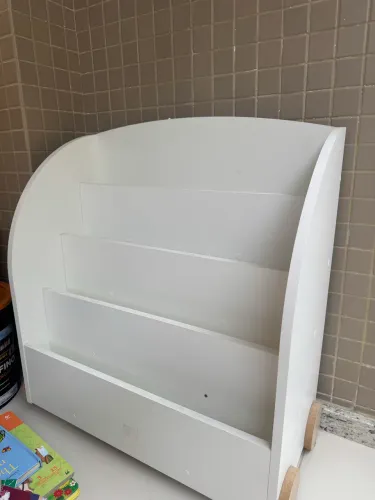 Porta livros infantil