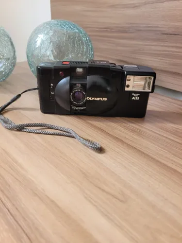 Câmera analógica olympus