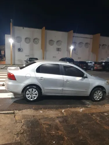 Volkswagen Voyage Trend 1.6 MI Total Flex 8V 4P 2013