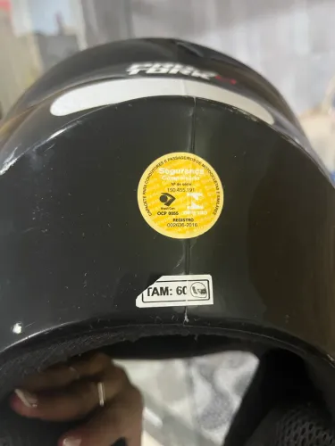 Capacete
