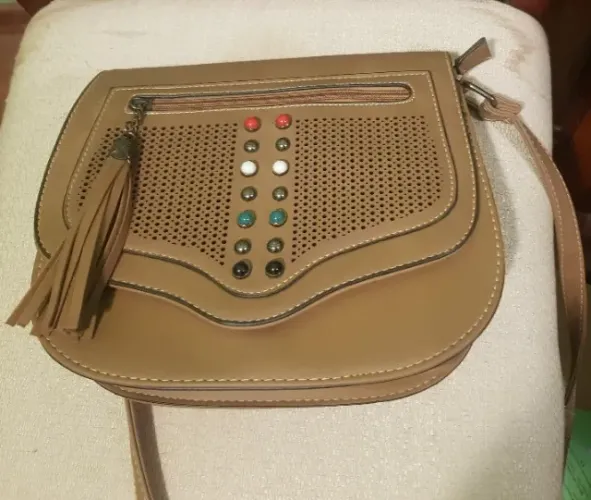 Bolsa bege couro sintetico