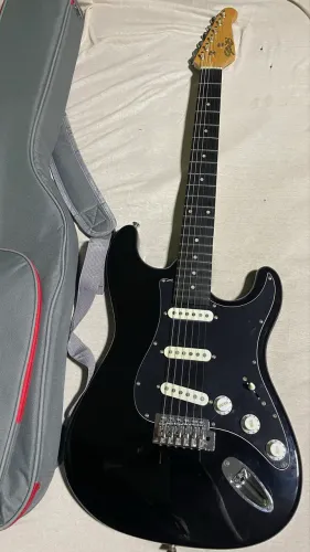 Guitarra Seizi Shinobi