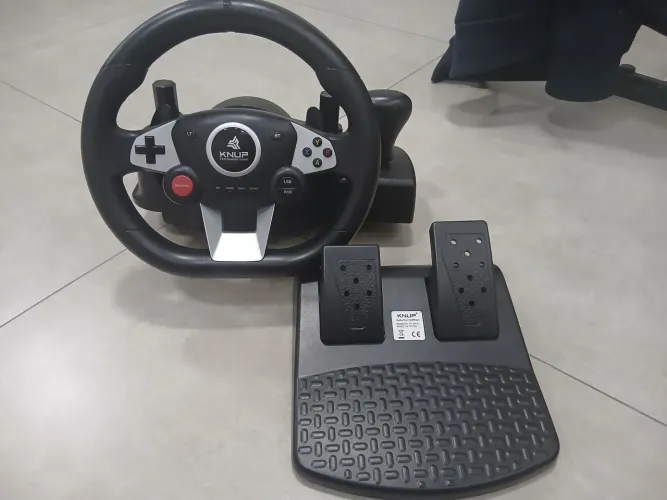 Volante game knup